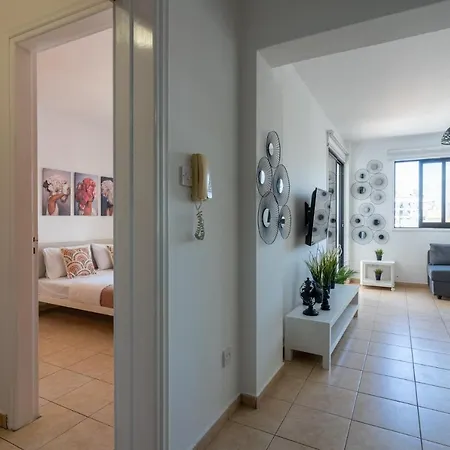 아파트 Polyn 1- Bedroom In