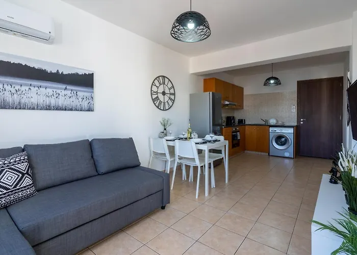 Διαμέρισμα Polyn 1- Bedroom In *